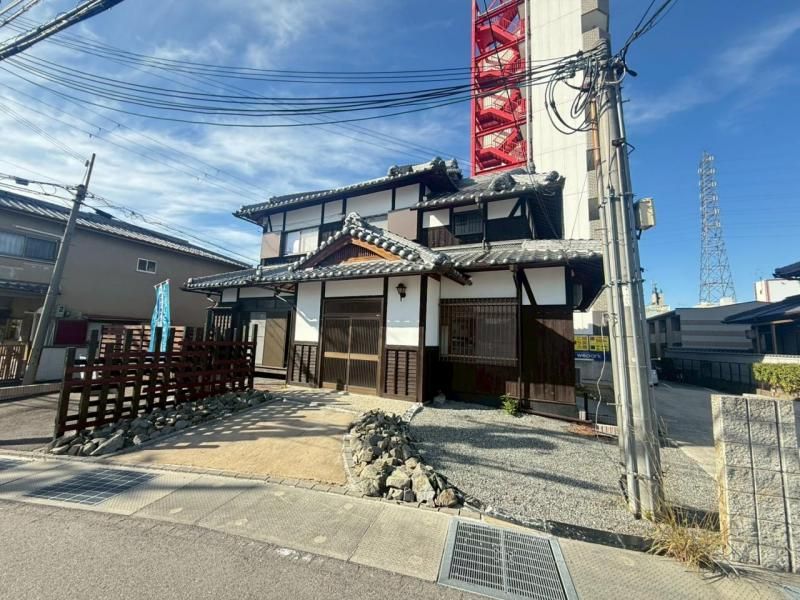 Luxurious Japanese-Style 6DK House in Izumi City, Osaka - Thumbnail 2