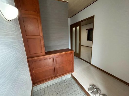 Used 3LDK RC House in Wakayama City for Sale - Thumbnail 4
