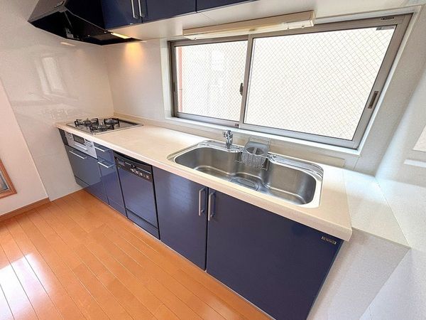 Renovated 3LDK House for Sale in Kobe Nada-ku, Hyogo - Thumbnail 3