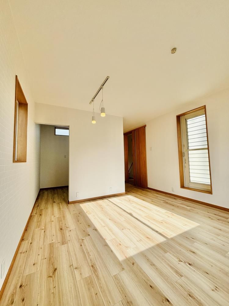 3LDK House for Sale in Iwade City, Wakayama Near Funato Station - Thumbnail 4