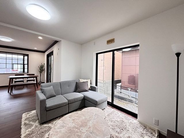 3SLDK Detached House for Sale in Yokkaichi, Mie Prefecture - Thumbnail 2