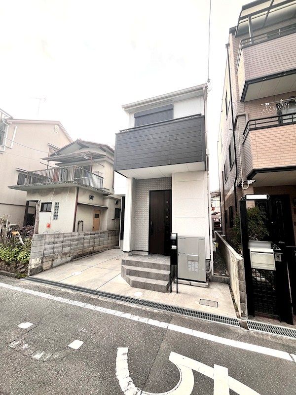 2019 Built 3LDK House with Ene-Farm in Ibaraki, Osaka - Thumbnail 2