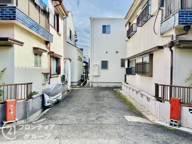 3DK Wooden House for Sale in Daito City, Osaka - 590万円 - Thumbnail 2