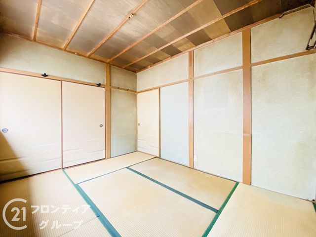 3DK Wooden House for Sale in Daito City, Osaka - 590万円 - Thumbnail 3