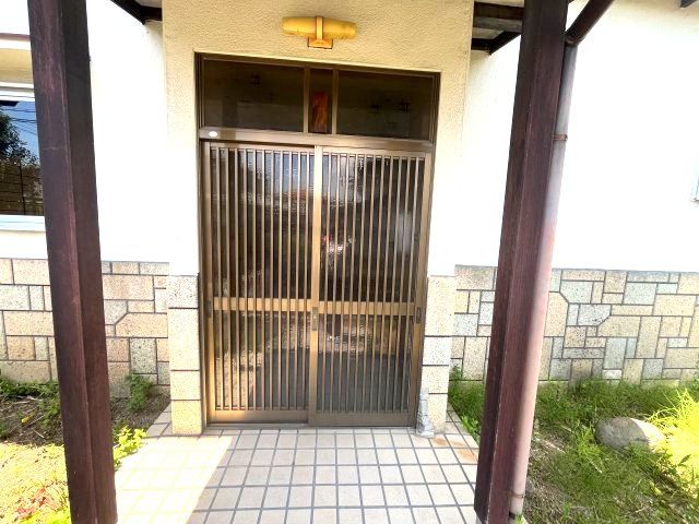 4SDK Used Detached House in Heguri-cho, Nara - 97.27 sqm - Thumbnail 3