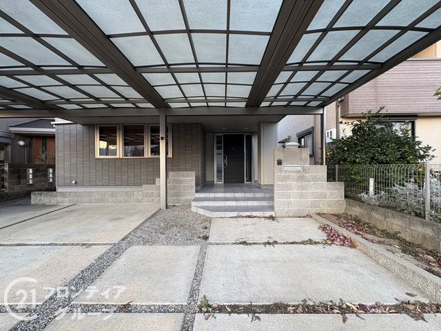 4LDK House for Sale in Kizugawa City, Kyoto - Thumbnail 2