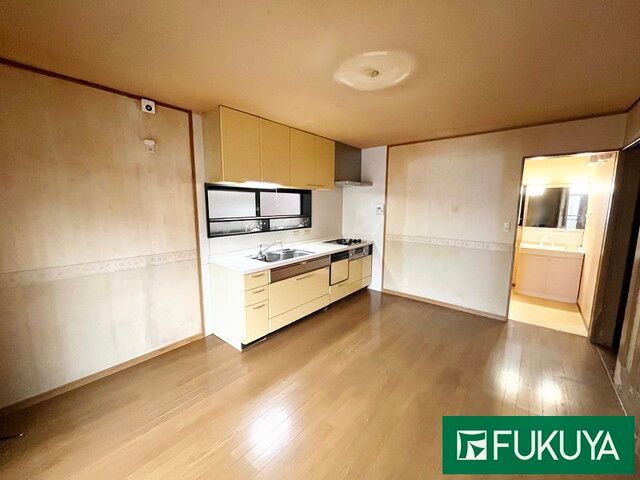 3LDK Detached House for Sale in Shijonawate, Osaka - Thumbnail 4