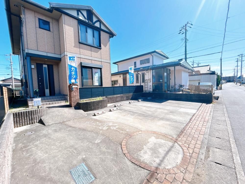 4SLDK House for Sale in Suzuka, Mie - 126sqm - Thumbnail 2