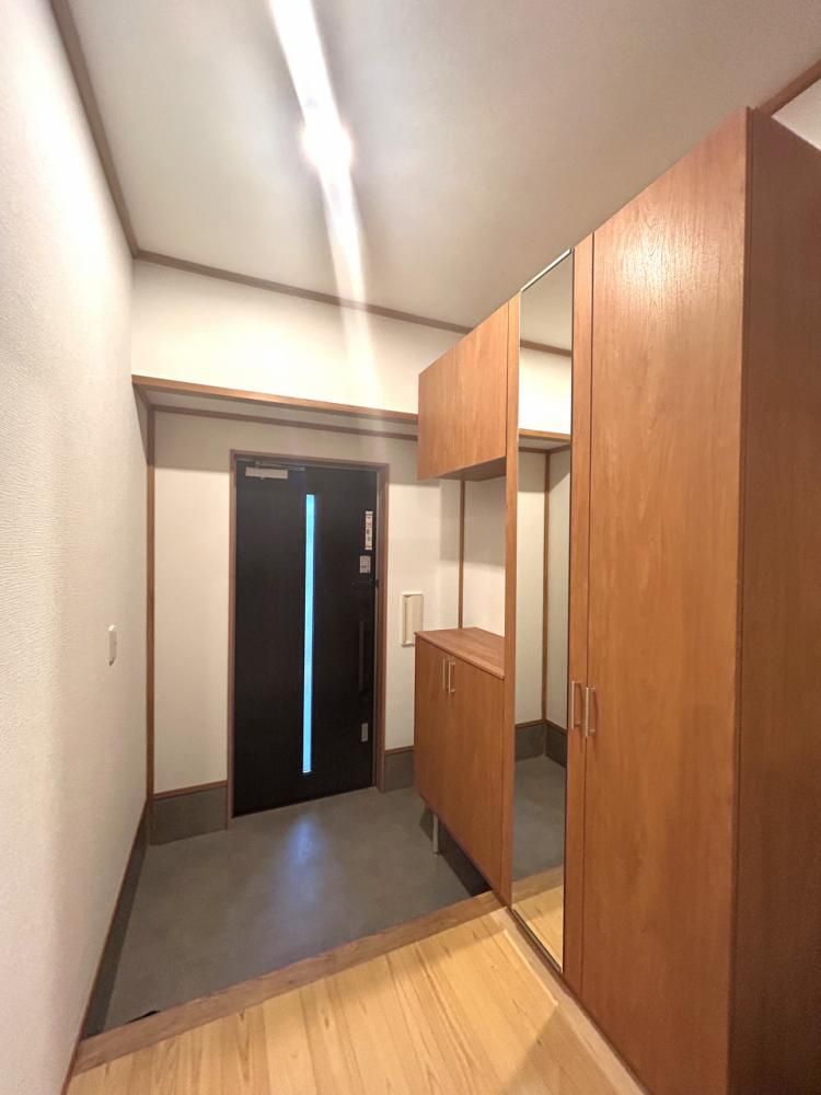 7LDK Detached House in Hakodate with Full Renovation - Thumbnail 3