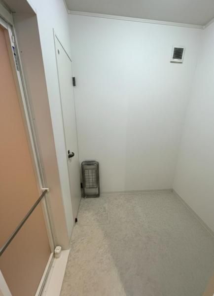 Modern 3SLDK House for Sale in Nishiyodogawa, Osaka - Thumbnail 4