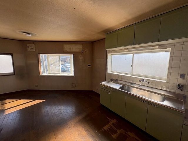 3LDK Wooden House for Sale in Kadoma, Osaka - Thumbnail 3
