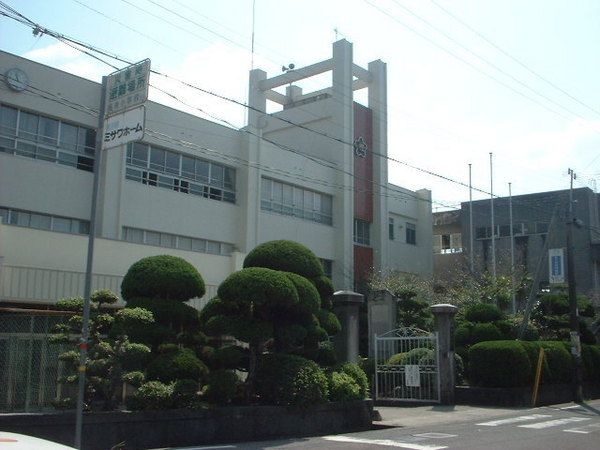 6LDK House for Sale in Iwade City, Wakayama - 131 sqm - Thumbnail 4