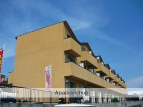 2LDK Apartment for Rent in Kita Ward, Kumamoto City - Thumbnail 3