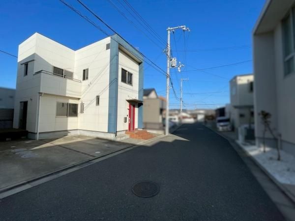 3LDK House for Sale in Wakayama City, 76.18 sqm - Thumbnail 2