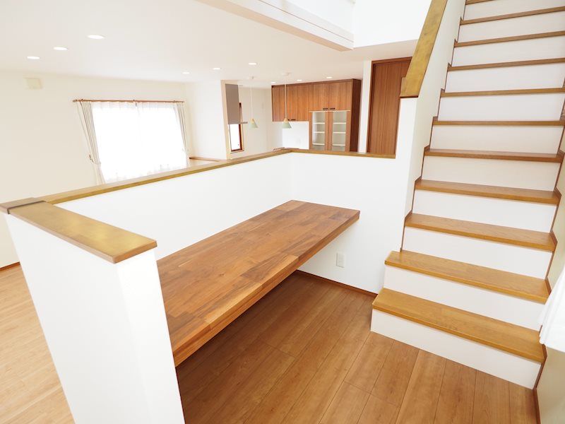 Modern 3LDK House for Sale in Kuwana, Mie | Lightweight Steel Build - Thumbnail 3