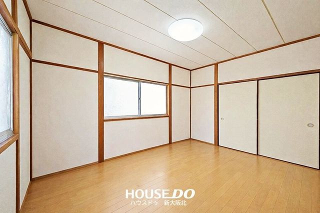 Renovated 2LDK House Near Kanzakigawa Station, Osaka - Thumbnail 4