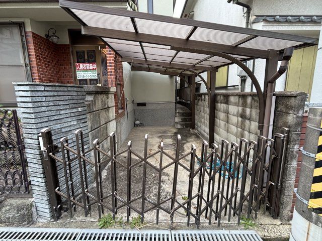 4LDK Detached House for Sale in Kashiwara, Osaka - 5290000 Yen - Thumbnail 2