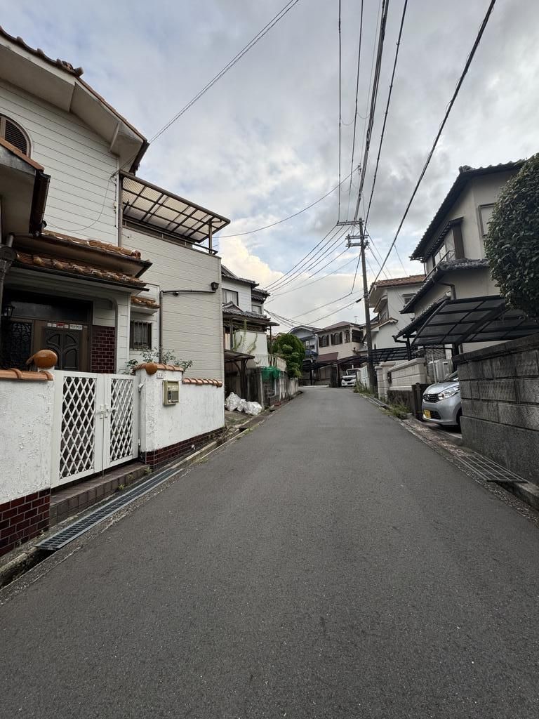 Renovated 4K Detached House for Sale in Kishiwada, Osaka - Thumbnail 2