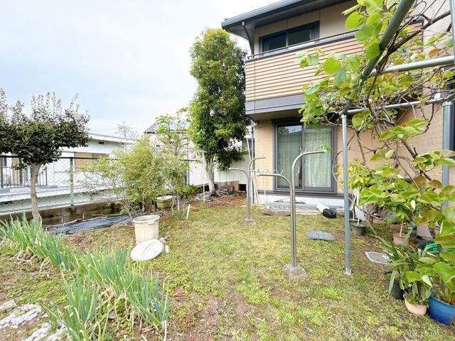 4SLDK House for Sale in Ikoma, Nara - 140.62 sqm - Thumbnail 3