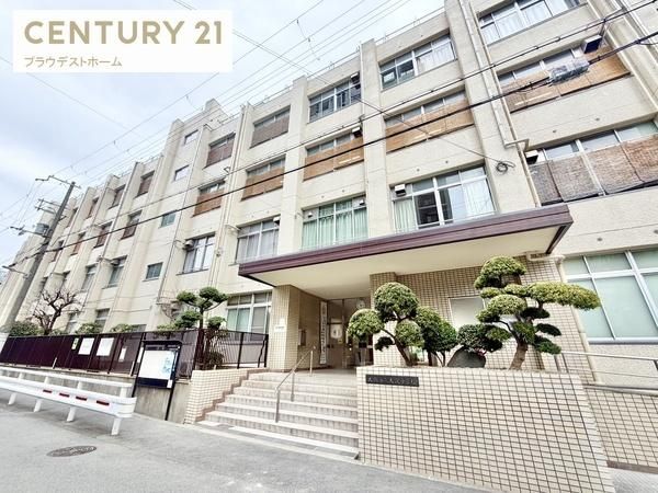 4LDK Steel House near Nakatsu Station, Osaka | 101.25 sqm - Thumbnail 2