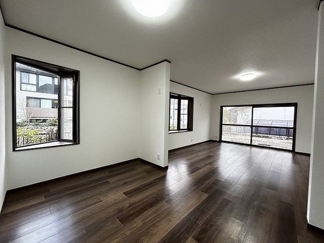 Renovated 4LDK House in Nishikyo-ku, Kyoto - 130.83 sqm - Thumbnail 3