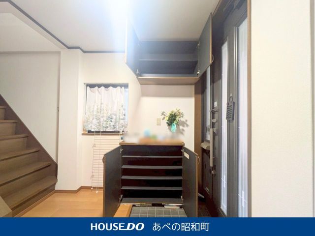 3LDK House with Solar Panels & 5 Car Parks in Osaka Suminoe - Thumbnail 4