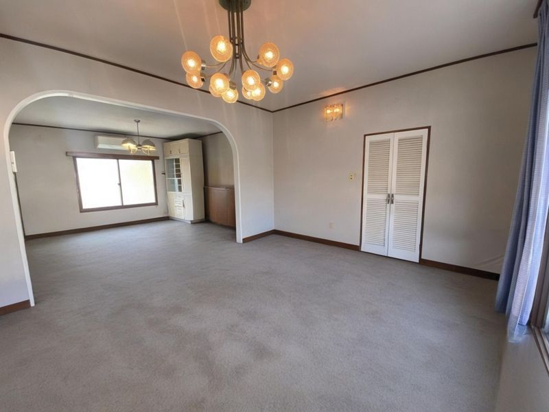 Modern 3LDK House with Garden near Arimaguchi Station, Kobe - Thumbnail 4