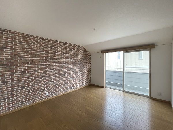 Renovated 4LDK House in Kobe Nishi Ward | 227.86 sqm | Near Sakae Station - Thumbnail 4