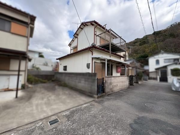 5DK Detached House for Sale in Kimiidera, Wakayama City - Thumbnail 2