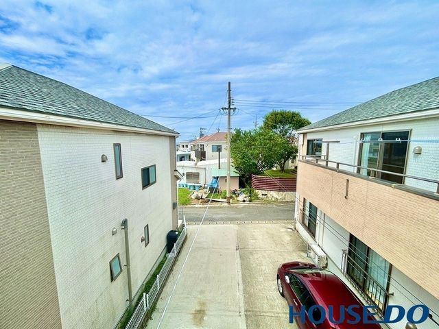 Modern 4LDK House for Sale in Yomitan Village, Okinawa - Thumbnail 2