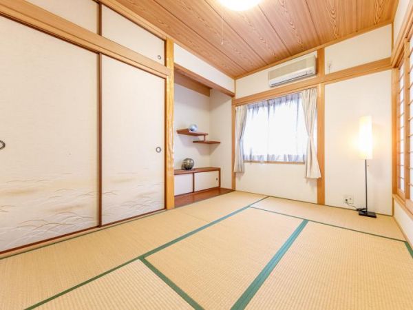 3-Story House with Loft & Roof Balcony near Sumiyoshihigashi Station - Thumbnail 3