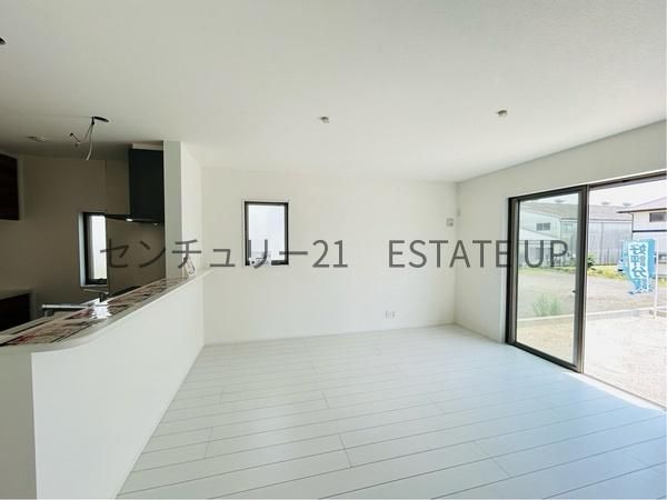 Modern 4LDK House for Sale in Kirishima, Kagoshima - Thumbnail 4