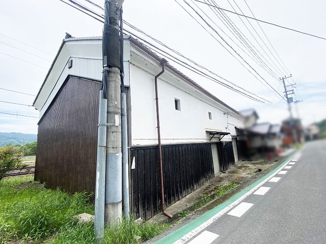 11LDK House with Large Garden for Sale in Kameoka, Kyoto - Thumbnail 4