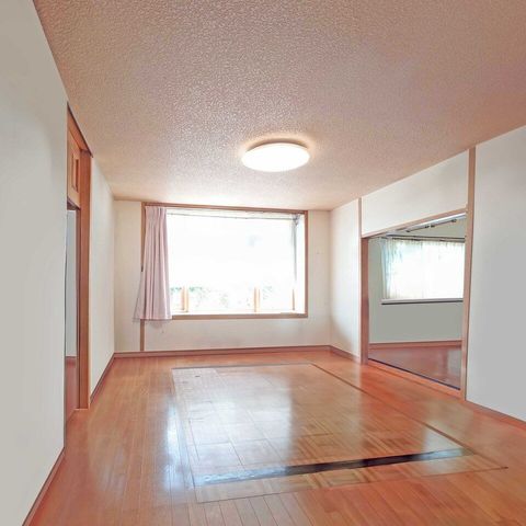 5LDK Detached House with Garden in Tomakomai, Hokkaido - Thumbnail 3