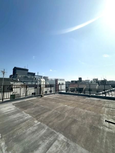 3-Story Steel-Frame House with Factory in Ikuno-ku, Osaka - Thumbnail 3