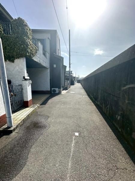 3-Story Steel-Frame House with Factory in Ikuno-ku, Osaka - Thumbnail 2