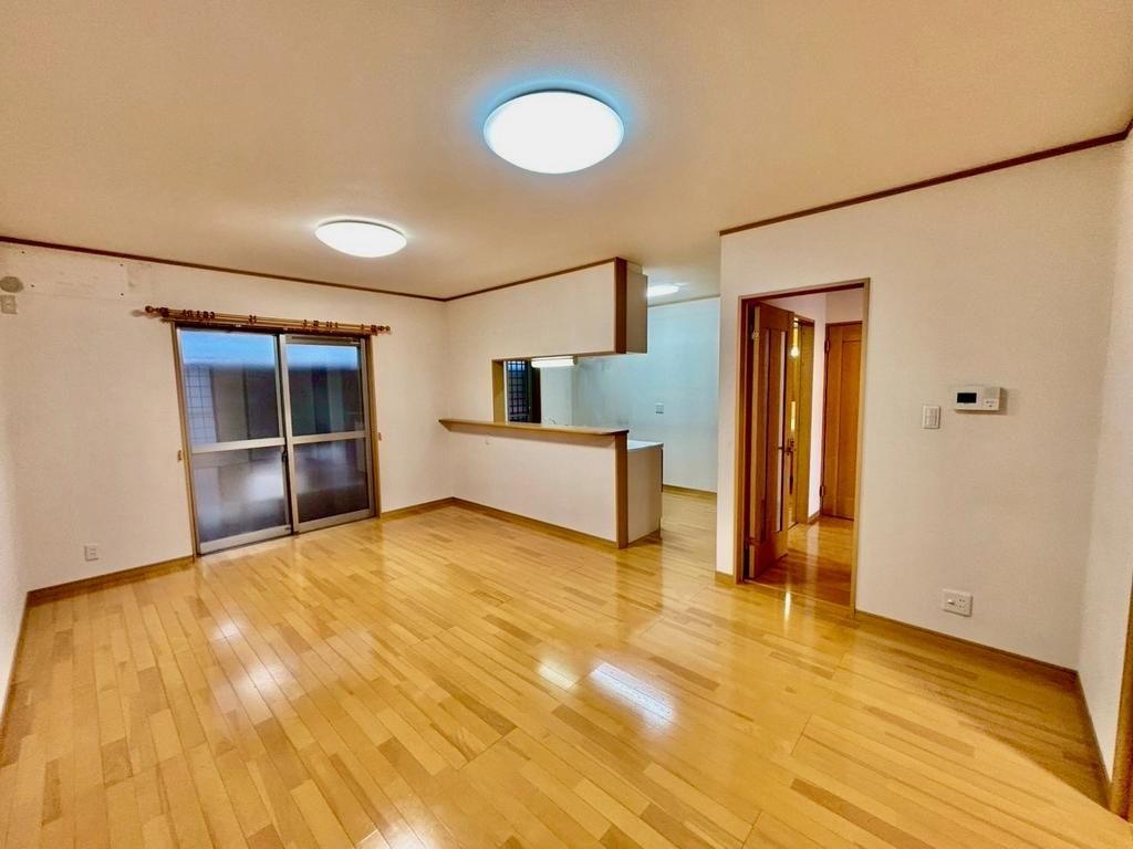 4LDK Detached House for Sale in Sakai, Osaka - All-Electric - Thumbnail 3