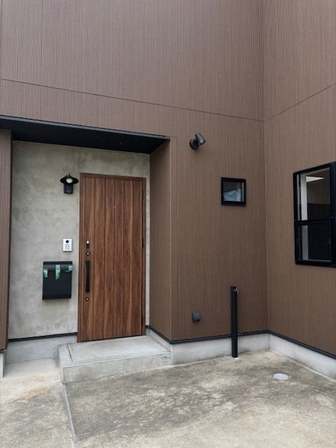 Modern 2SLDK House for Sale in Izumi, Osaka - 4 Min Walk to Station - Thumbnail 3