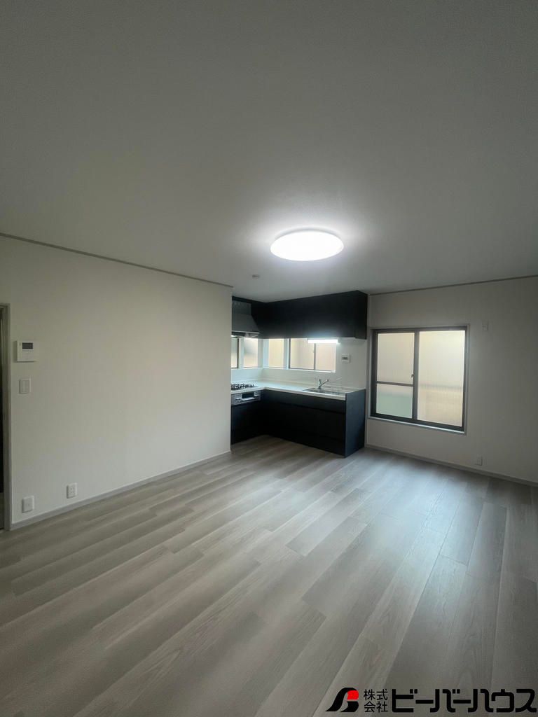 Renovated 4LDK Detached House for Sale in Yao, Osaka - Thumbnail 4