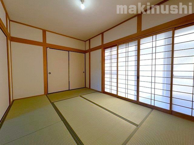 Renovated 4LDK House in Sakai Mihara Ward, Osaka - Thumbnail 3