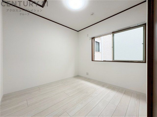 3DK Used Townhouse in Nishinomiya, Hyogo - Thumbnail 4