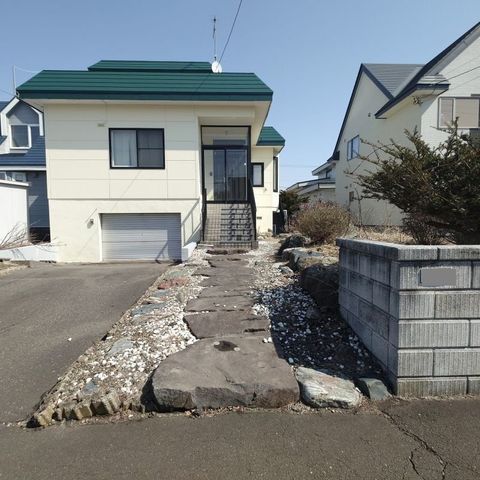 3LDK Detached House for Sale in Tomakomai, Hokkaido - Thumbnail 2