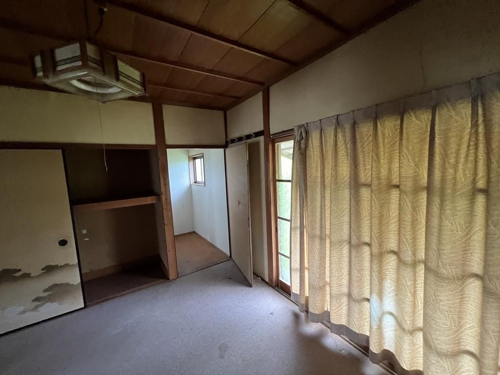 75-Year-Old Japanese House on Large Plot in Ayabe, Kyoto - Thumbnail 3