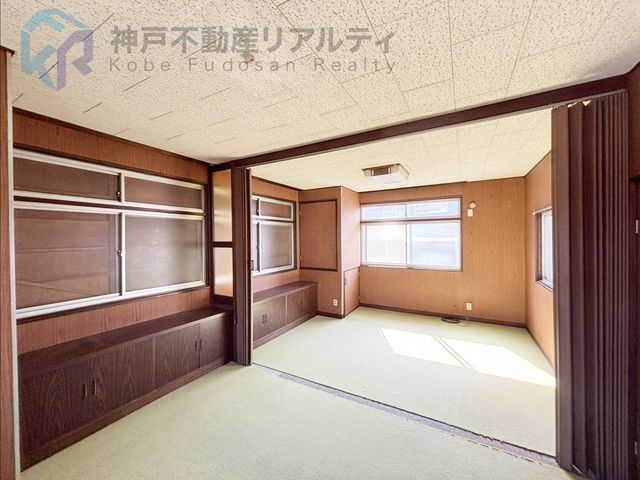 5LDK House with Garden for Sale in Tamon-dai, Kobe - Thumbnail 4