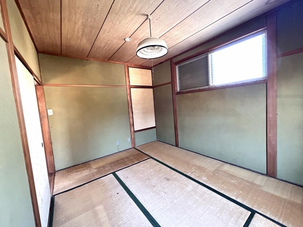 5DK Detached House for Sale in Sumoto City, Hyogo - Thumbnail 4