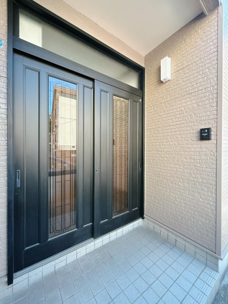 Renovated 3SLDK House in Kobe Nagata Ward with City Views - Image 1