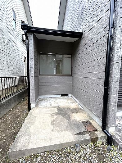 Renovated 4LDK House for Sale in Yawata, Kyoto - Thumbnail 3