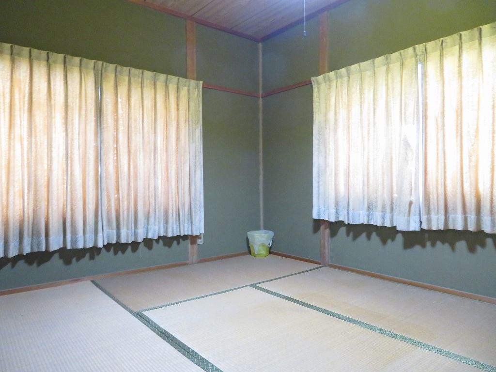 Used House with Farmland in Niihama City, Ehime - 4DK - Thumbnail 3