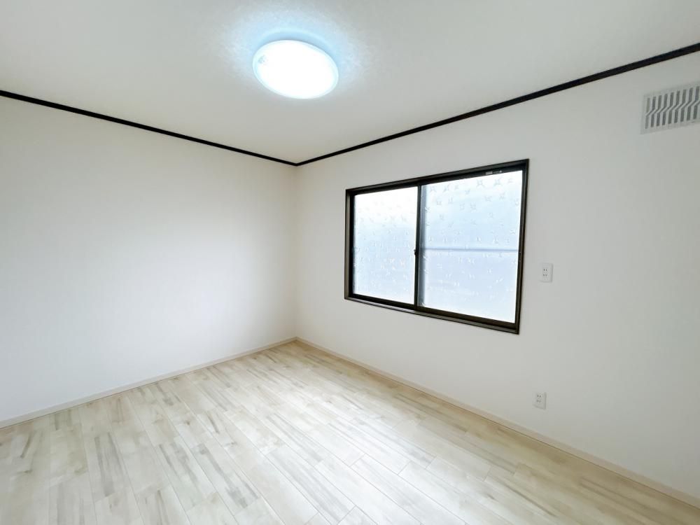 Renovated 4LDK House in Obihiro, Hokkaido with Parking - Thumbnail 4