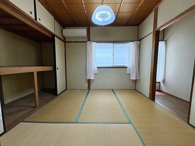 Compact 4DK House for Sale in Kitahirano, Himeji - Thumbnail 4